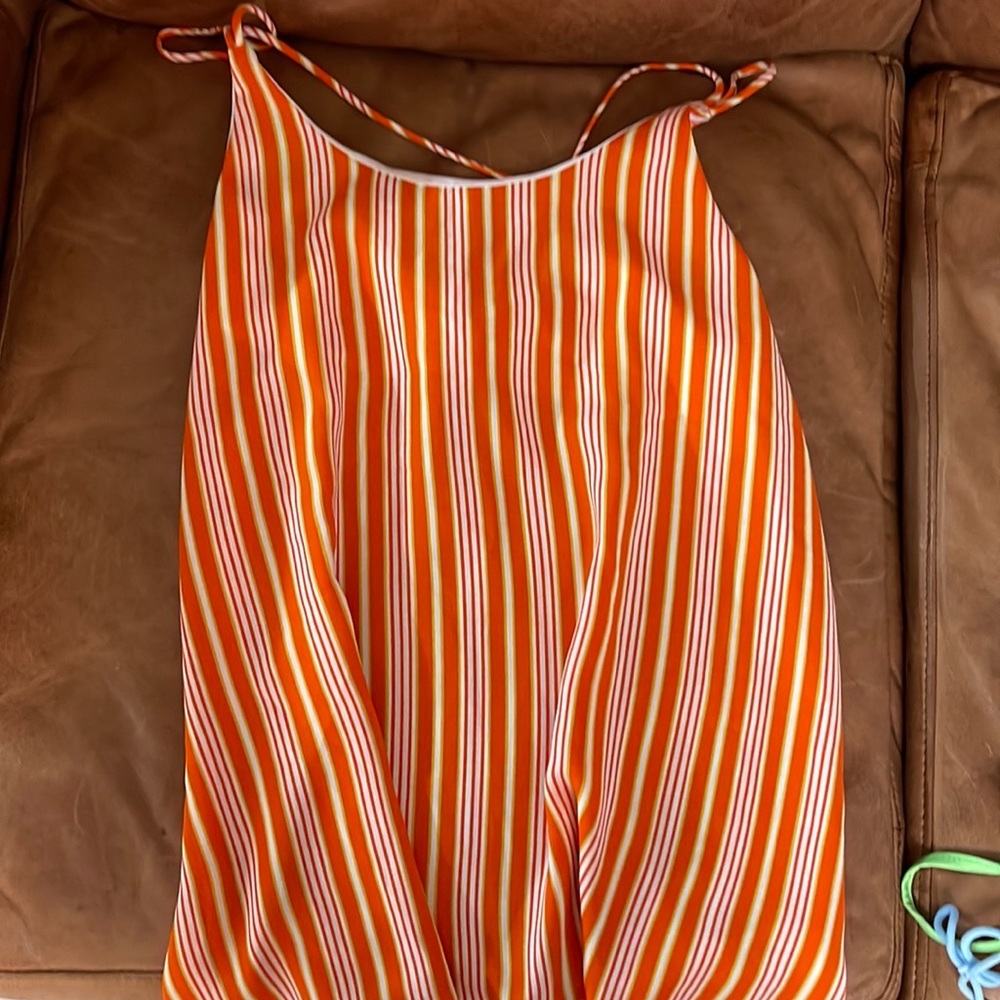 Beachy top loose